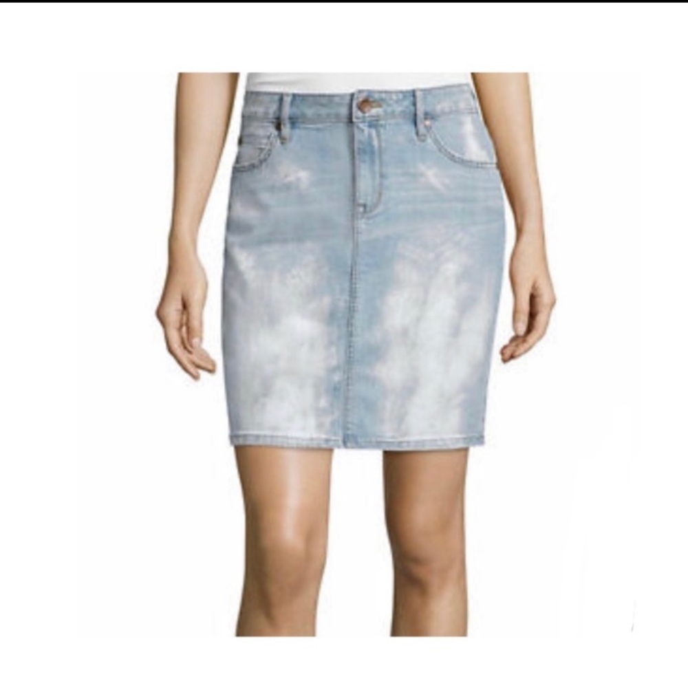 A.N.A Denim Bleach Washed Skirt Sz 28/6 NWT